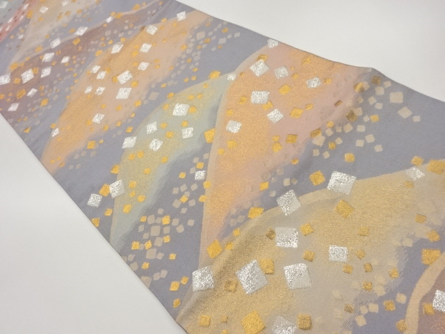 遠山に色紙散らし模様織出し袋帯